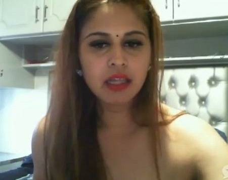 Indian cam sex girl Puja nude