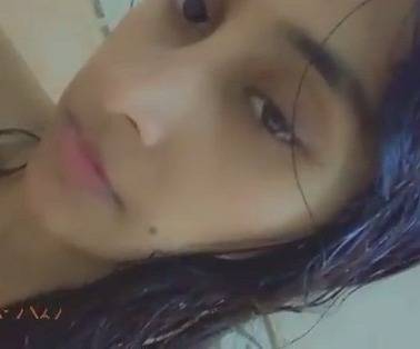 Pakistani teen nude selfie in bathroom