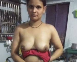 Telugu aunty Reshma strip saree 25 Telugu aunty Reshma strip saree