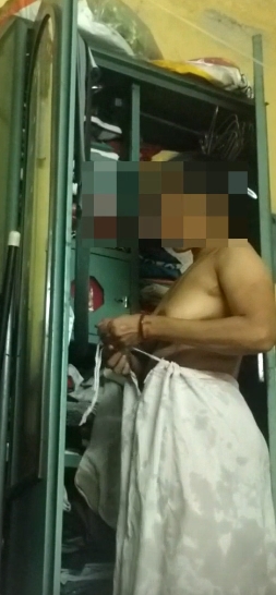 Full nude dressing solo video of Tamil mami
