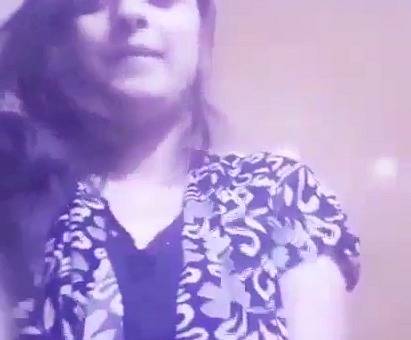Cute Indian nude Solo MMS
