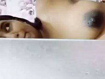 Swathi Naidu pregnant Bathing Selfie