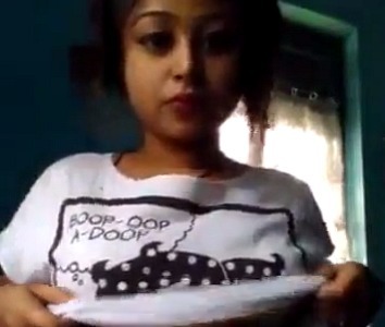Assamese girl nude selfie