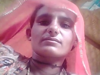 Rajasthani aunty Choot rubbing