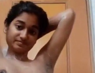 Indian teen bath solo video