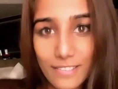 Poonam Pandey Areola Slip Instagram Live