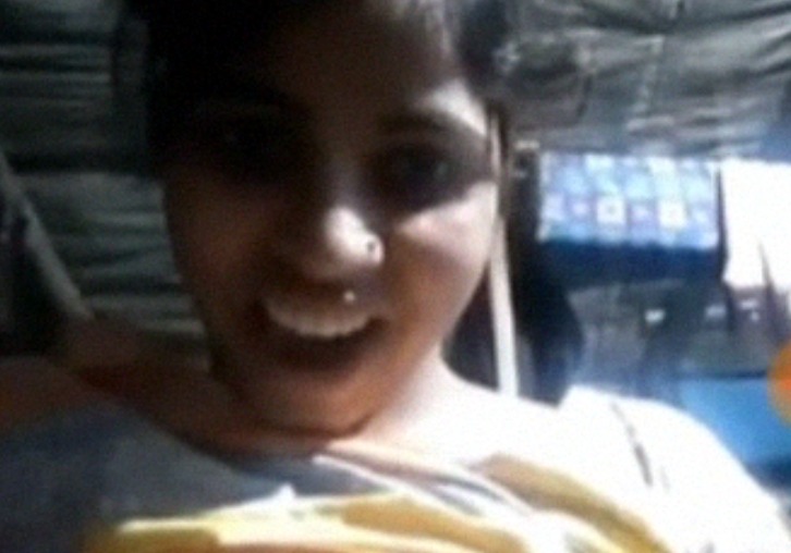 Village girl showing her boobs on video call