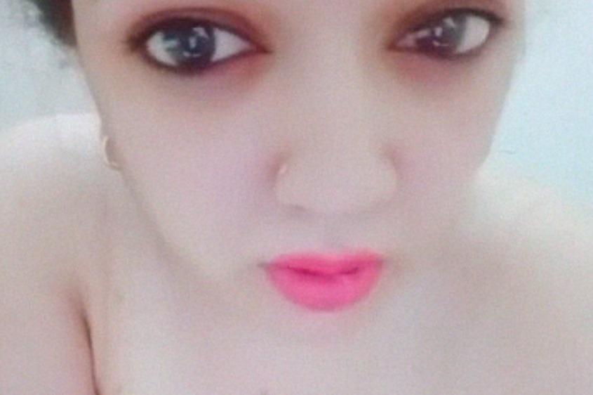 Sexy creamy figured randi lady majedar tease show