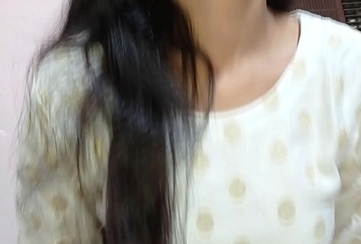 A Punjabi guy fills his stepmom’s pussy with cum