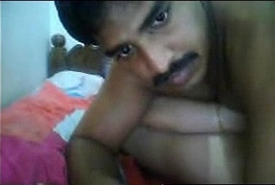 Indian couple’s romantic desi mms sex video