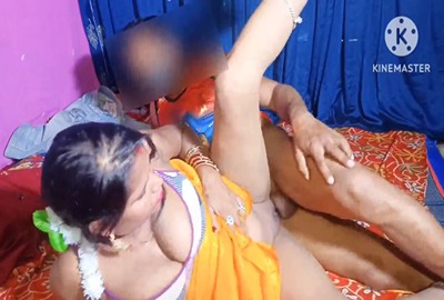 Village lady gets fuck by her husband’s friend in desi sex