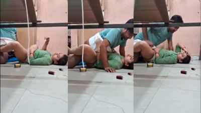 Husband and wife enjoy a quick sex in desi sex MMS