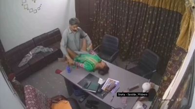Office porn of a desi boss fucking his employee